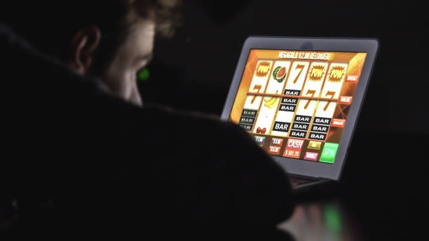 morazen live-dealer blackjack studio with multi-camera feed on mobile phone